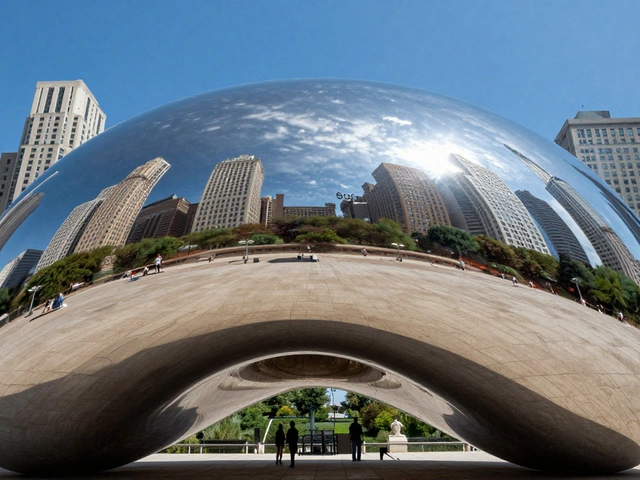 Cloud Gate (The Bean) Chicago: Best Photo Tips and Angles